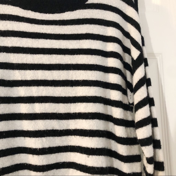H&M black and white strap sweater - Picture 3 of 6